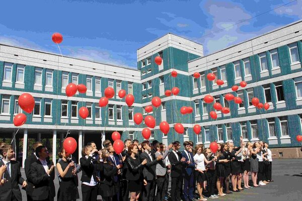 Активисты ОНФ в Петербурге приняли участие в акциях, посвященных Дню памяти и скорби Активисты ОНФ в Петербурге приняли участие в акциях, посвященных Дню памяти и скорби