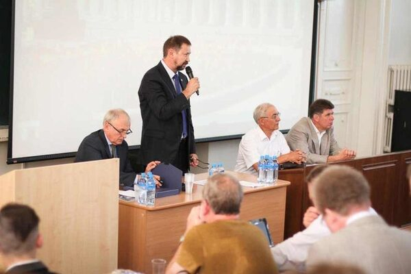 В КФУ почтили память великих математиков В КФУ почтили память великих математиков
