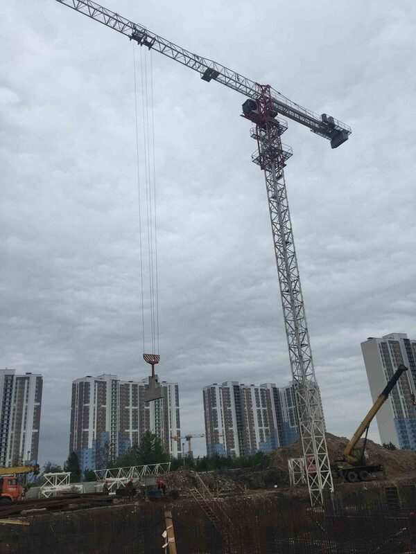 На стройплощадке ЖК «КосмосStar» в Санкт-Петербурге установили башенный кран На стройплощадке ЖК «КосмосStar» в Санкт-Петербурге установили башенный кран