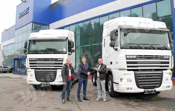 Очередная партия тягачей от VH-DAF передана крупному клиенту Очередная партия тягачей от VH-DAF передана крупному клиенту