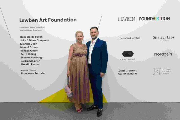 Экспозиция «Формируя идеи: скульптуры» на художественной ярмарке ArtVilnius’16 Экспозиция «Формируя идеи: скульптуры» на художественной ярмарке ArtVilnius’16