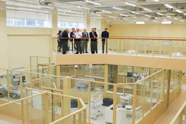 КФУ посетил губернатор Санкт-Петербурга Георгий Полтавченко КФУ посетил губернатор Санкт-Петербурга Георгий Полтавченко