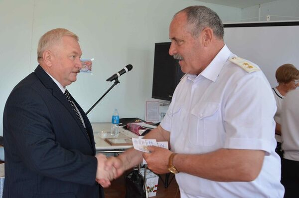 Кинокомпания «Союз Маринс Групп» на встрече ветеранов в г. Владивостоке Кинокомпания «Союз Маринс Групп» на встрече ветеранов в г. Владивостоке