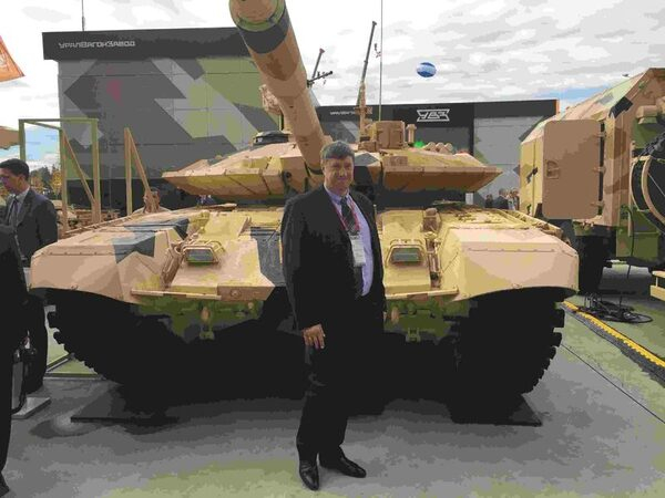 Представитель регионального штаба ОНФ в Ульяновской области принял участие в форуме «Армия-2016» Представитель регионального штаба ОНФ в Ульяновской области принял участие в форуме «Армия-2016»