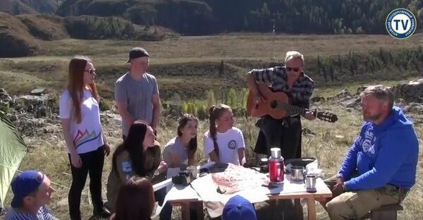 Студенты АлтГУ снялись в кинопроекте Гарика Сукачева Студенты АлтГУ снялись в кинопроекте Гарика Сукачева