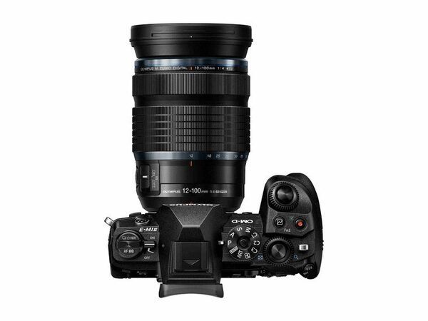 Первый профессиональный объектив с 8.3-кратным зумом и постоянной светосилой 1:4.0 Первый профессиональный объектив с 8.3-кратным зумом и постоянной светосилой 1:4.0