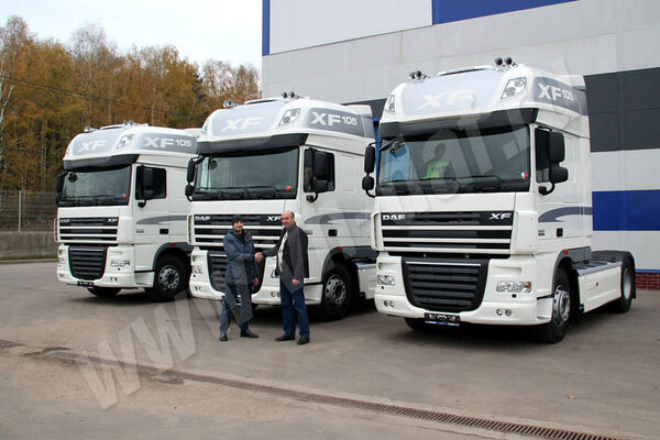 Передача флагманских тягачей DAF SSC новому владельцу Передача флагманских тягачей DAF SSC новому владельцу