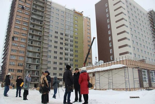 СМИ Алтайского края познакомили с ходом строительства нового общежития АлтГУ СМИ Алтайского края познакомили с ходом строительства нового общежития АлтГУ