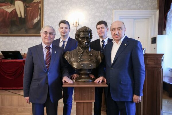 В КФУ стартовал Год Н.И. Лобачевского В КФУ стартовал Год Н.И. Лобачевского