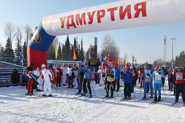 Победители заездов «Лыжни России» в Ижевске получили призы от «Ростелекома» Победители заездов «Лыжни России» в Ижевске получили призы от «Ростелекома»