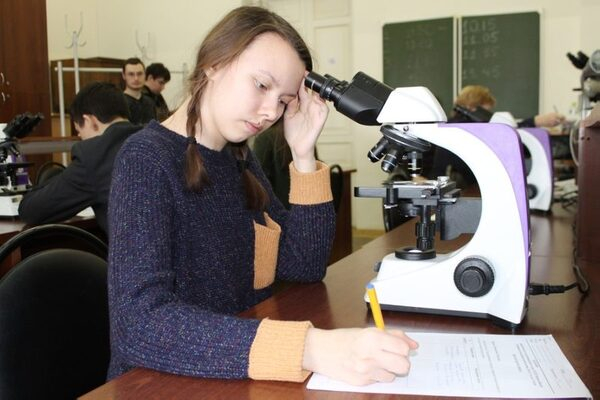 Около 200 лучших знатоков биологии прошли в КФУ региональный этап Всероссийской олимпиады школьников Около 200 лучших знатоков биологии прошли в КФУ региональный этап Всероссийской олимпиады школьников