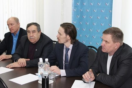 Активисты ОНФ в Амурской области приступили к реализации дорожного проекта Народного фронта Активисты ОНФ в Амурской области приступили к реализации дорожного проекта Народного фронта