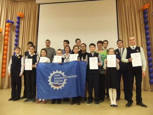 Сегодня – школьник, завтра – машиностроитель (Фестиваль робототехники и компьютерного моделирования в Новоуральске) Сегодня – школьник, завтра – машиностроитель (Фестиваль робототехники и компьютерного моделирования в Новоуральске)