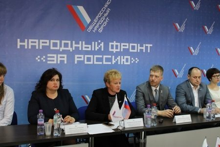 Активисты ОНФ проверили ход реализации правительственного проекта «Формирование комфортной городской среды» в Кургане Активисты ОНФ проверили ход реализации правительственного проекта «Формирование комфортной городской среды» в Кургане