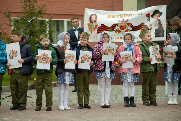 И помнит Мир спасённый… И помнит Мир спасённый…