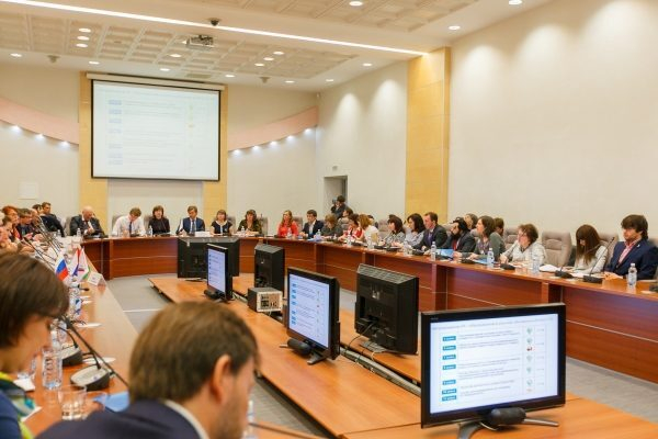 Эксперты Центра мониторинга НТР обсудили в Тюмени подготовку кадров для цифровой экономики Эксперты Центра мониторинга НТР обсудили в Тюмени подготовку кадров для цифровой экономики