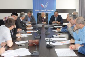 Активисты Народного фронта в Чечне обсудили реализацию приоритетных проектов ОНФ Активисты Народного фронта в Чечне обсудили реализацию приоритетных проектов ОНФ