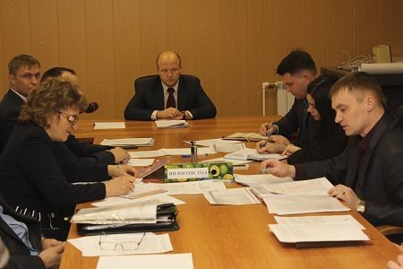 Активистам Народного фронта на Ямале в ликвидации стихийных свалок помогут экодружины Активистам Народного фронта на Ямале в ликвидации стихийных свалок помогут экодружины