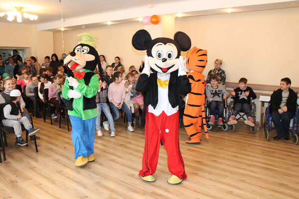 Активисты ОНФ в Татарстане провели мероприятия в честь празднования Дня защиты детей Активисты ОНФ в Татарстане провели мероприятия в честь празднования Дня защиты детей