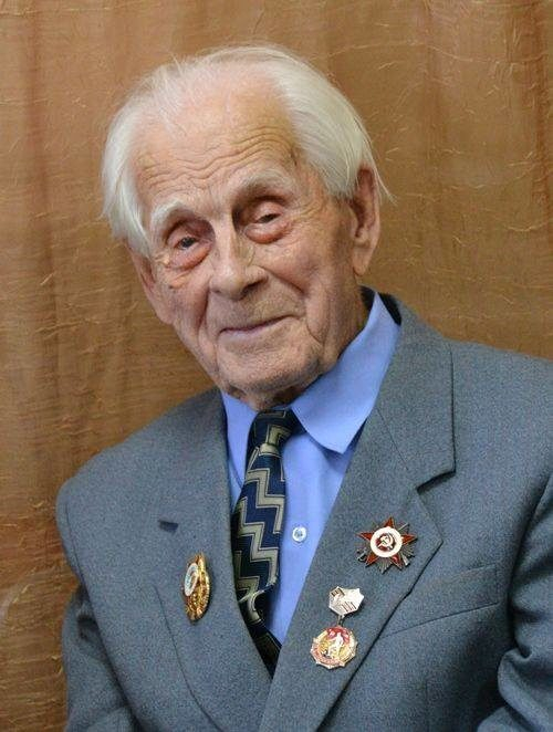 Умер старейший преподаватель АлтГУ Анатолий Васильевич Шестаков Умер старейший преподаватель АлтГУ Анатолий Васильевич Шестаков