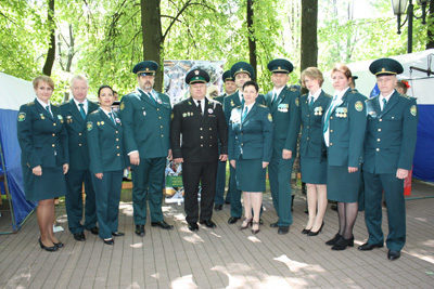 Ярославская таможня приняла участие в ярмарке силовых структур области «Служу Отечеству - 2017» Ярославская таможня приняла участие в ярмарке силовых структур области «Служу Отечеству - 2017»