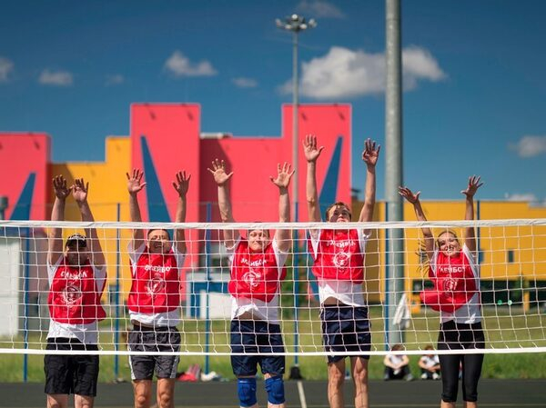 В Тюменской энергосбытовой компании прошла первая корпоративная Спартакиада -2017 В Тюменской энергосбытовой компании прошла первая корпоративная Спартакиада -2017