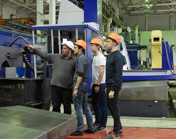 Летняя практика на ПАО «МЗИК» Летняя практика на ПАО «МЗИК»