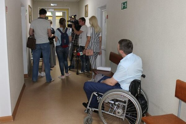 Активисты ОНФ провели мониторинг качества услуг на Челябинском протезно-ортопедическом предприятии Активисты ОНФ провели мониторинг качества услуг на Челябинском протезно-ортопедическом предприятии