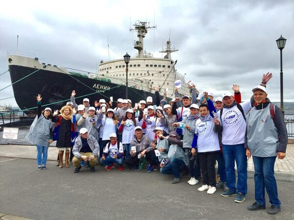 Активисты ОНФ рассказали жителям Мурманской области о приоритетных проектах Народного фронта Активисты ОНФ рассказали жителям Мурманской области о приоритетных проектах Народного фронта