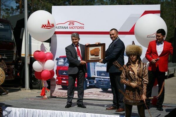 МАЗ начинает выпуск автомобилей в Казахстане МАЗ начинает выпуск автомобилей в Казахстане