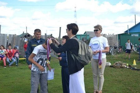 Активисты ОНФ в рамках проекта «Равные возможности – детям» провели сельские соревнования в Курганской области Активисты ОНФ в рамках проекта «Равные возможности – детям» провели сельские соревнования в Курганской области