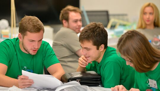 Шестой раз в Екатеринбурге сразятся финалисты «Битвы умов» Шестой раз в Екатеринбурге сразятся финалисты «Битвы умов»