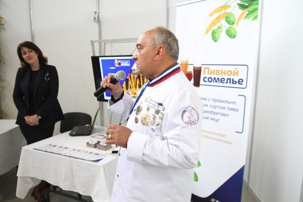 Образовательные лекции проекта «Пивной сомелье» посетили кулинарные эксперты Свердловской области Образовательные лекции проекта «Пивной сомелье» посетили кулинарные эксперты Свердловской области