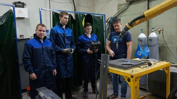 Лабораторно-практические занятия для студентов Свердловского Политехникума Лабораторно-практические занятия для студентов Свердловского Политехникума