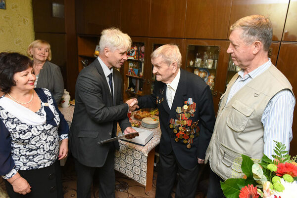 Боевой век калининца Боевой век калининца