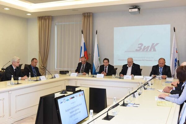 Вопросы подготовки инженерных кадров для высокотехнологичных отраслей промышленности обсудили на ПАО «МЗИК» Вопросы подготовки инженерных кадров для высокотехнологичных отраслей промышленности обсудили на ПАО «МЗИК»