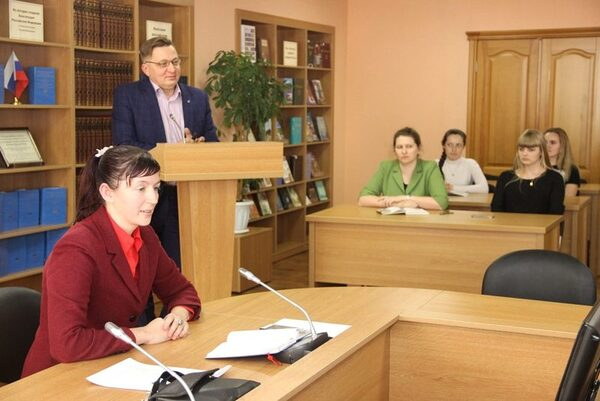 «Клуб сумасшедших идей» АлтГУ провел стартап-школу по выводу инновационного продукта на рынок «Клуб сумасшедших идей» АлтГУ провел стартап-школу по выводу инновационного продукта на рынок