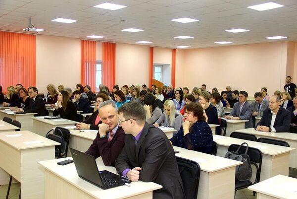 В АлтГУ прошла вторая стратегическая сессия «Управление изменениями в опорном университете» В АлтГУ прошла вторая стратегическая сессия «Управление изменениями в опорном университете»