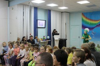 Команда «Молодежки ОНФ» в Коми провела открытый урок в рамках проекта Народного фронта «Равные возможности – детям» Команда «Молодежки ОНФ» в Коми провела открытый урок в рамках проекта Народного фронта «Равные возможности – детям»