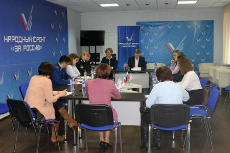 Курганские активисты ОНФ взяли на контроль проблему неправомерных взысканий социальных доходов со счетов граждан Курганские активисты ОНФ взяли на контроль проблему неправомерных взысканий социальных доходов со счетов граждан