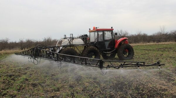 Компания «Комплексный АгроСервис» анонсировала выпуск самоходного опрыскивателя «Водолей» с гидравлическим приводом штанги Компания «Комплексный АгроСервис» анонсировала выпуск самоходного опрыскивателя «Водолей» с гидравлическим приводом штанги