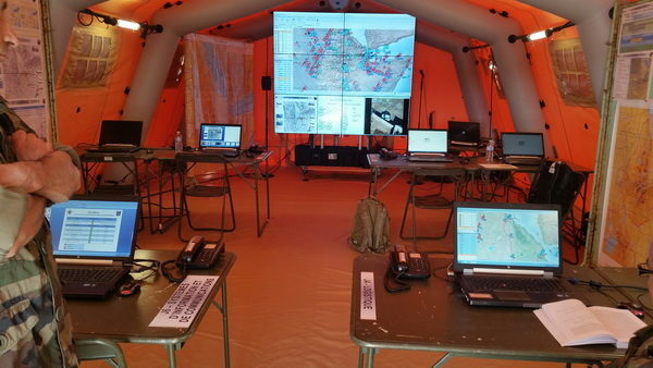 Datapath и IRTS объединились, чтобы создать для Военного командования и Управления быстро-развертываемую стену-дисплей Datapath и IRTS объединились, чтобы создать для Военного командования и Управления быстро-развертываемую стену-дисплей