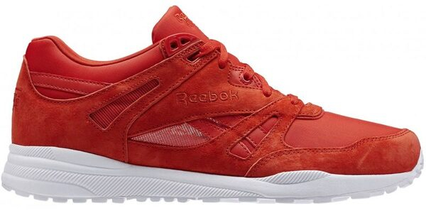 Reebok Classic – идеально вне времени и моды Reebok Classic – идеально вне времени и моды