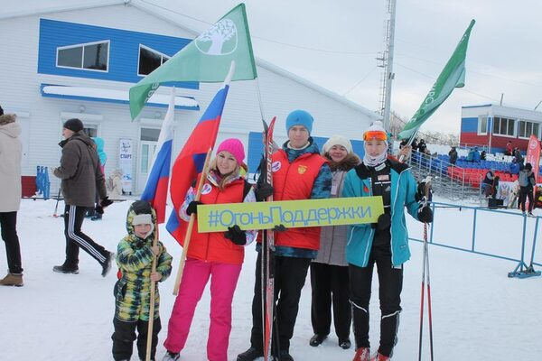 Активисты ОНФ на Камчатке приняли участие в лыжном забеге в поддержку российских олимпийцев Активисты ОНФ на Камчатке приняли участие в лыжном забеге в поддержку российских олимпийцев