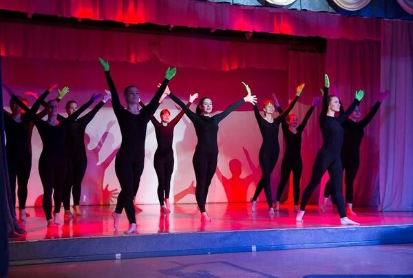 Открытие Международного театрального фестиваля-конкурса «Рыжий клоун» Открытие Международного театрального фестиваля-конкурса «Рыжий клоун»