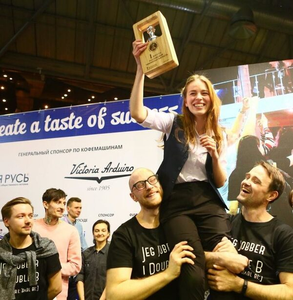 Любить, работать, побеждать! Любить, работать, побеждать!