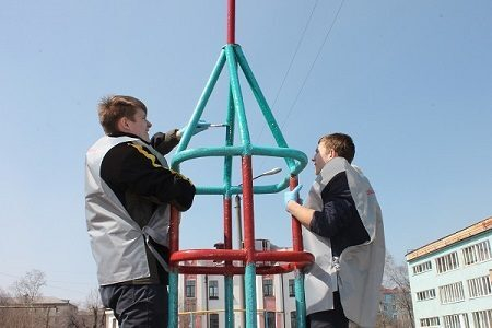 Команда «Молодежки ОНФ» в Амурской области приняла участие в акции в честь Дня космонавтики Команда «Молодежки ОНФ» в Амурской области приняла участие в акции в честь Дня космонавтики