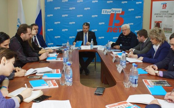 19 апреля 2018 г. в 11:00 в пресс-центре ИД «ЕвроМедиа» состоится круглый стол на тему «Новые тренды в жилищном строительстве с учетом экономических реалий и меняющегося законодательства» 19 апреля 2018 г. в 11:00 в пресс-центре ИД «ЕвроМедиа» состоится круглый стол на тему «Новые тренды в жилищном строительстве с учетом экономических реалий и меняющегося законодательства»