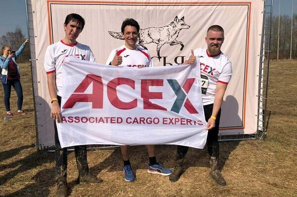 Кросс по бездорожью вместе с ACEX Кросс по бездорожью вместе с ACEX