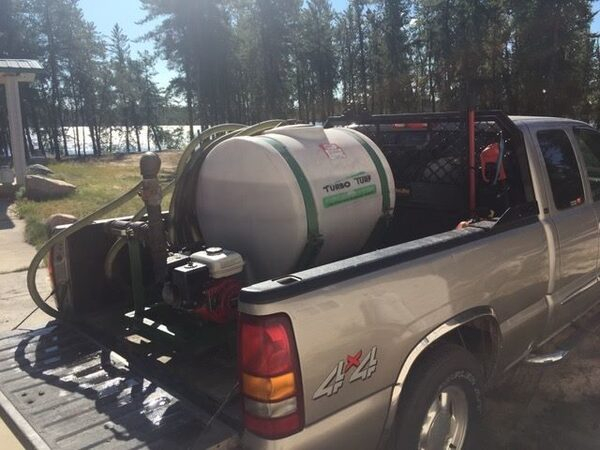 В чем отличия гидропосевных установок с водометным типом смешивания и с механическим смешиванием? В чем отличия гидропосевных установок с водометным типом смешивания и с механическим смешиванием?